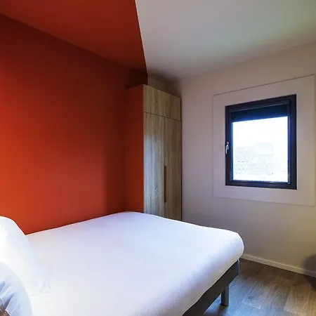 Отель Ibis Budget The Hague Airport 2*