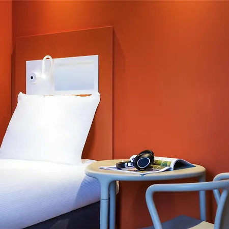 Отель Ibis Budget The Hague Airport Роттердам