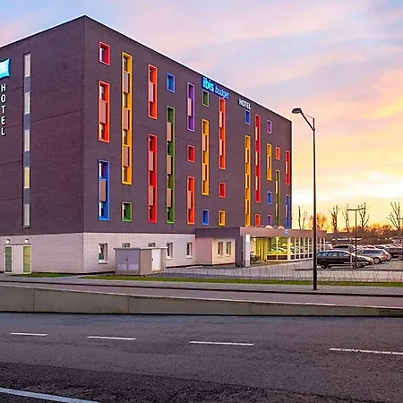 Ibis Budget The Hague Airport 2*