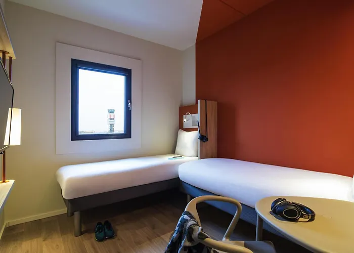 Ibis Budget The Hague Airport 2*